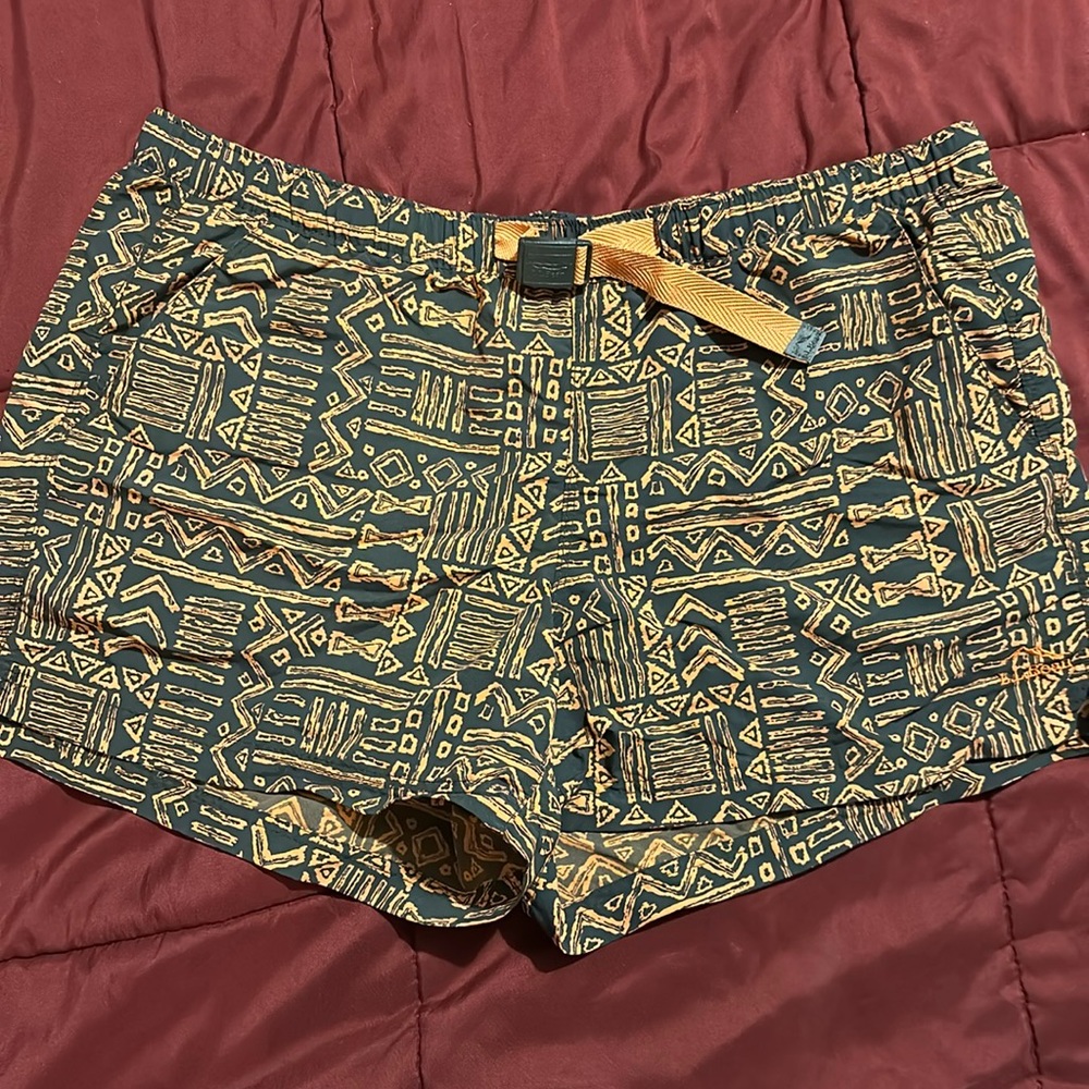 Llbean Women's Supplex Belted Shorts, coral/black Print